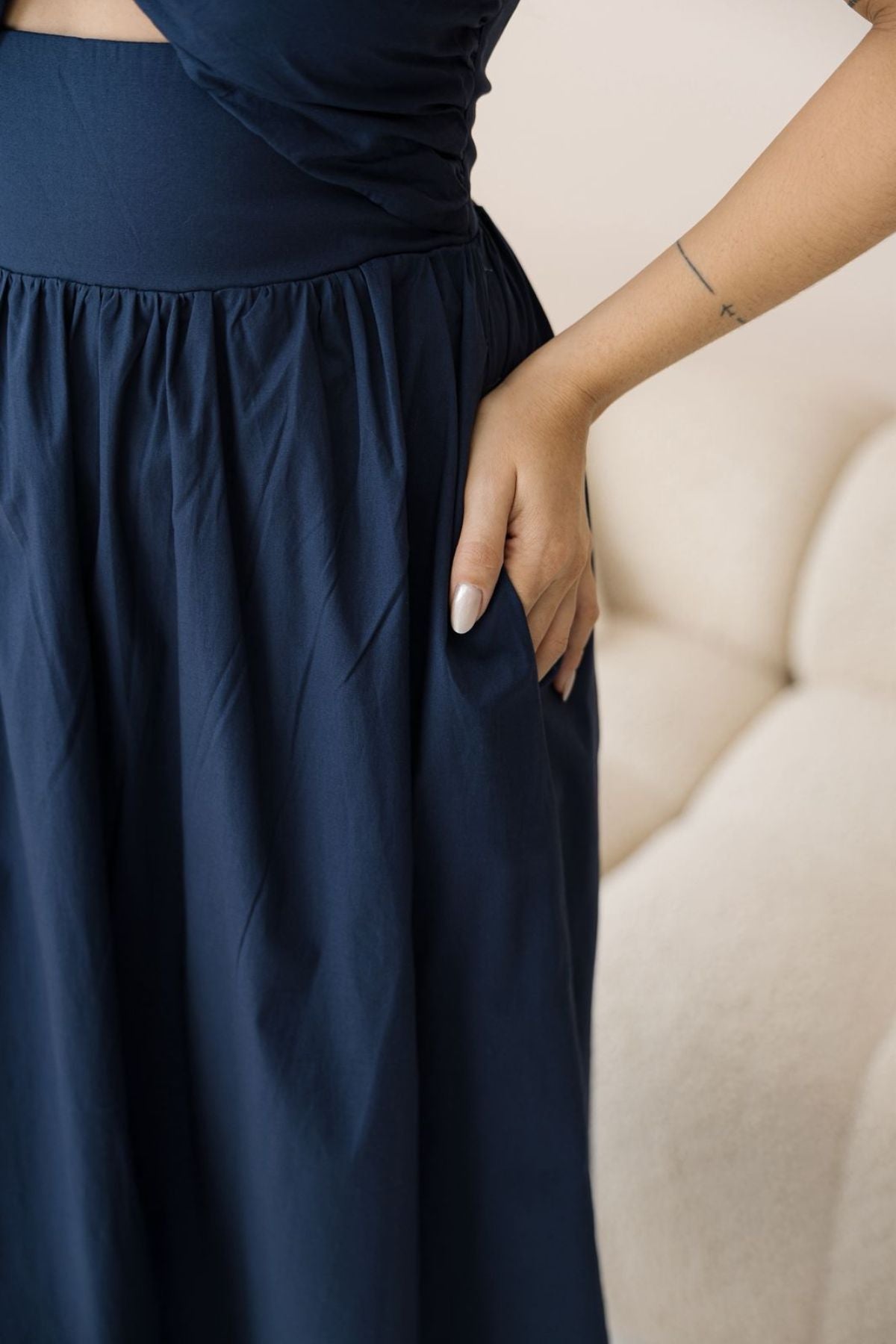 VESTIDO MIDI TOMARA QUE CAIA - TRICOLINE