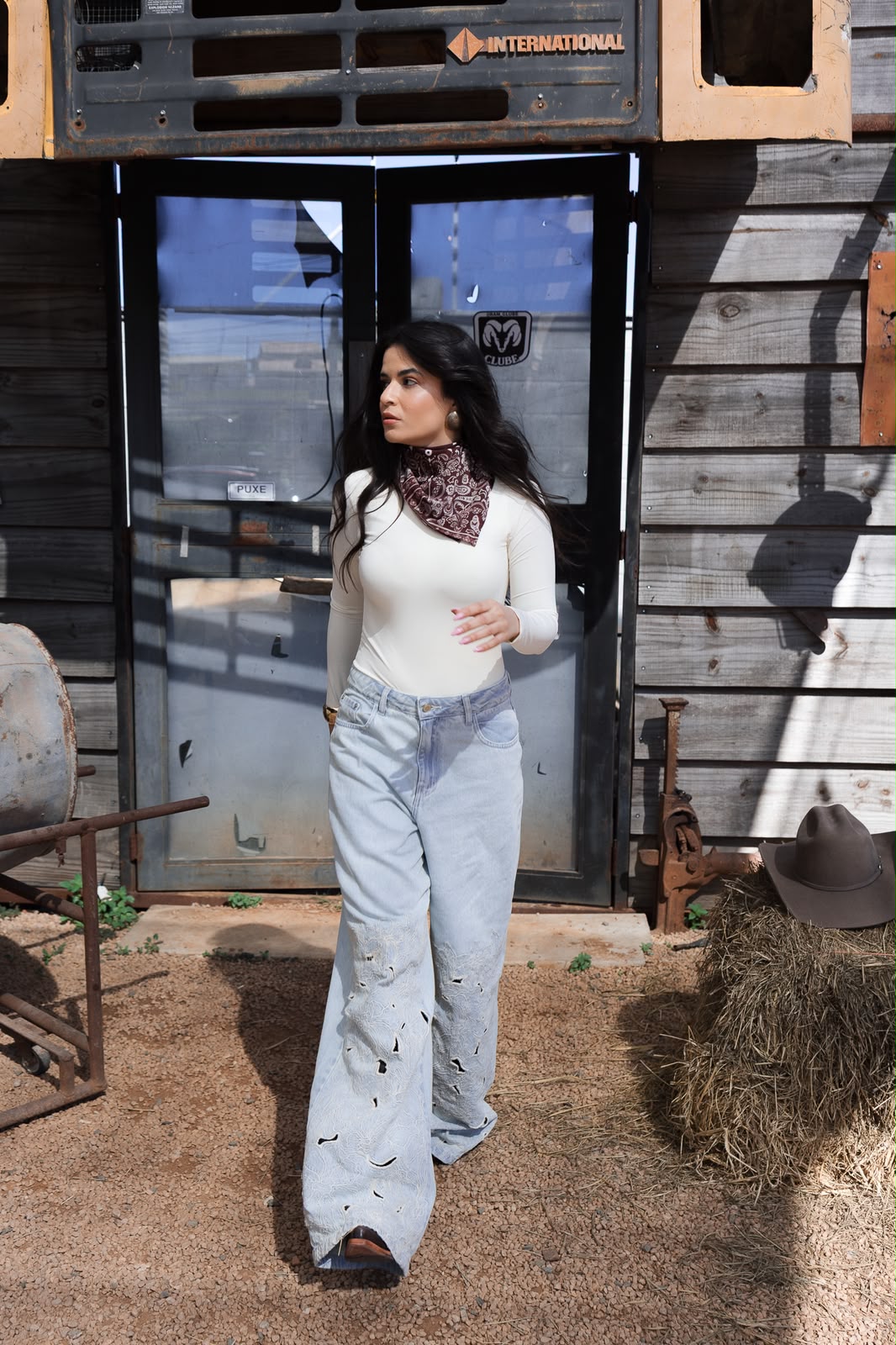 CALÇA SUPER WIDE LEG FLORE