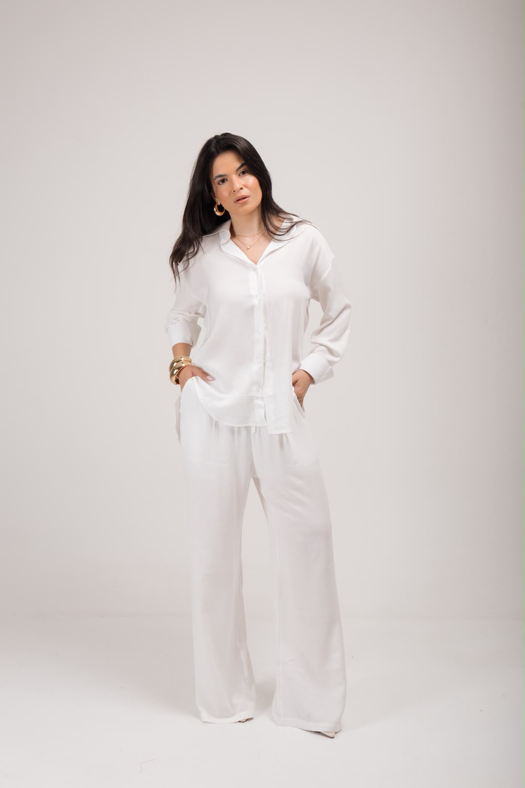 CONJUNTO DE CAMISA MANGA LONGA E CALÇA PANTALONA