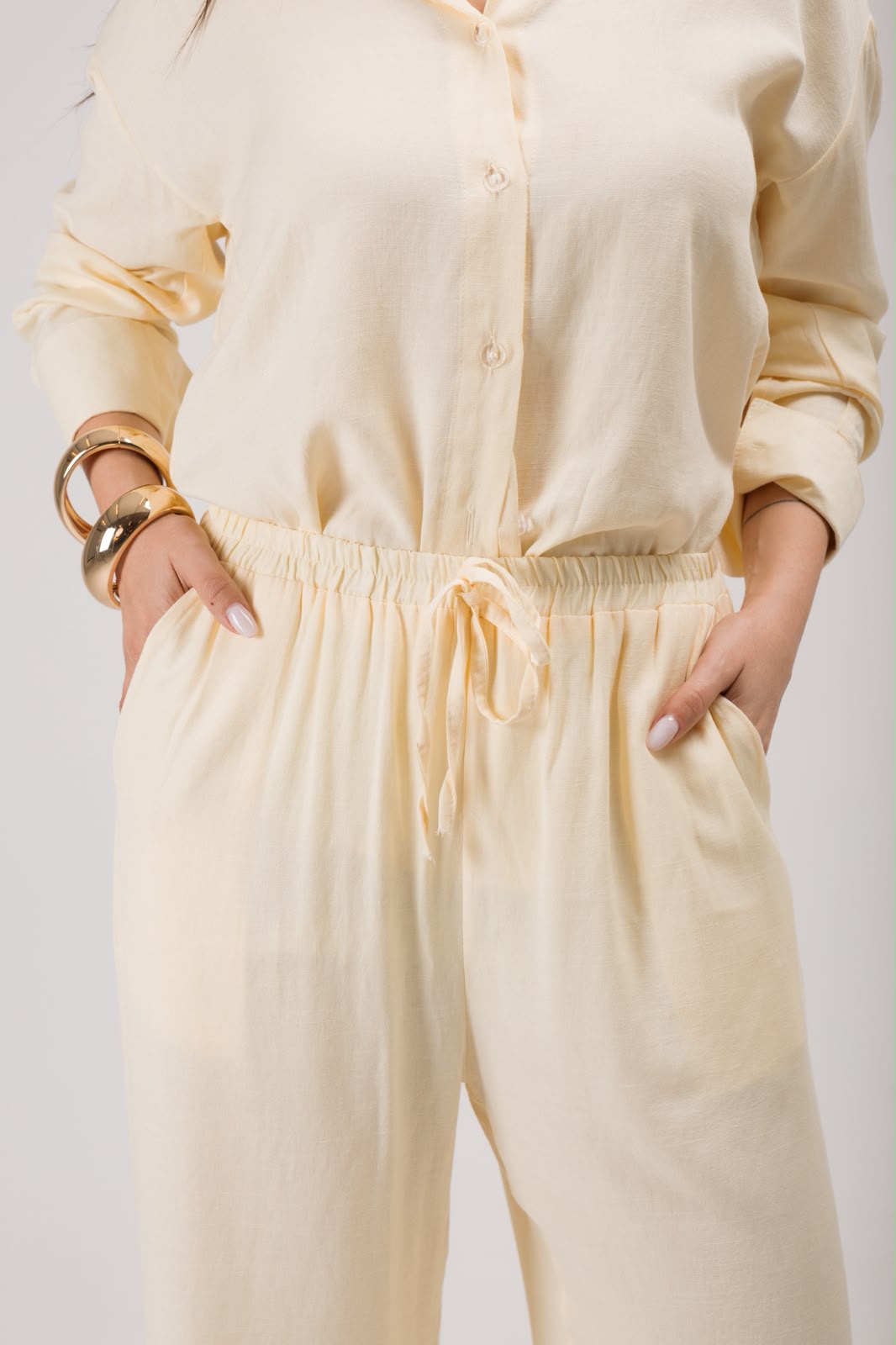 CONJUNTO DE CAMISA MANGA LONGA E CALÇA PANTALONA