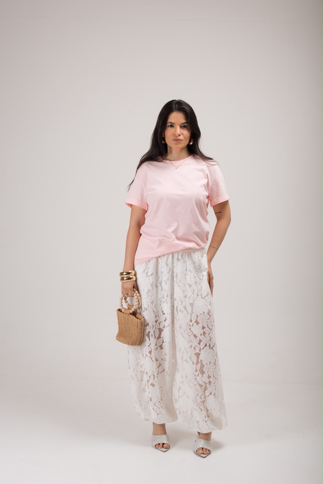 CALÇA MODELO ALADIM DE RENDA